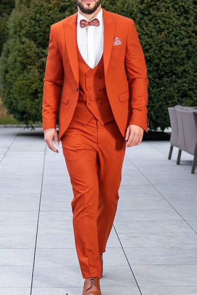 http://www.sainly.com/cdn/shop/files/men_selegantweddingsuit-2023-10-03T170424.554_grande.png?v=1696333076