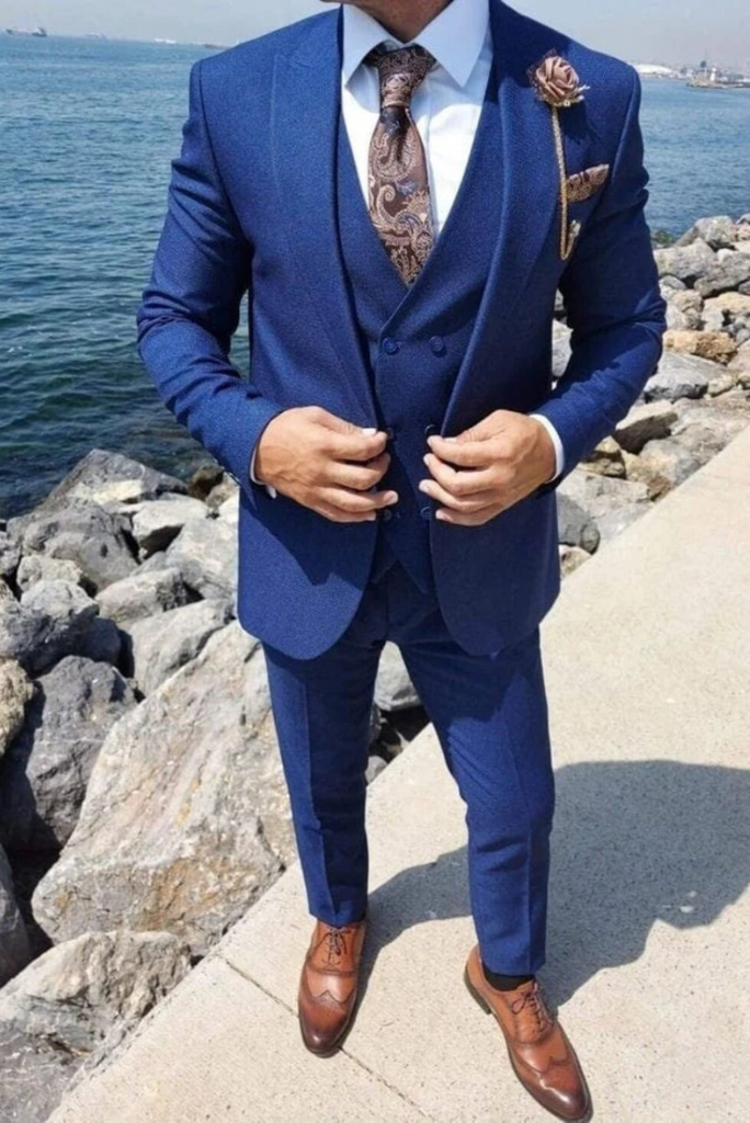 Elegant Dark Blue Three-piece Tuxedo Suit for Men Classic Wedding