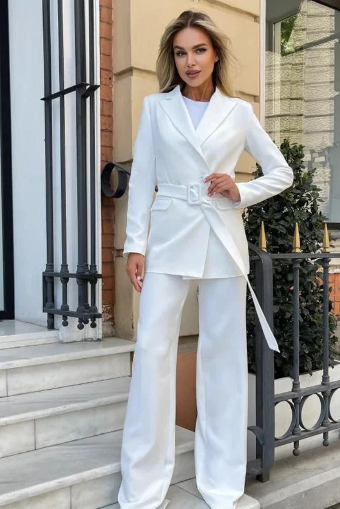 Women White Double Breasted 2 Piece Suit